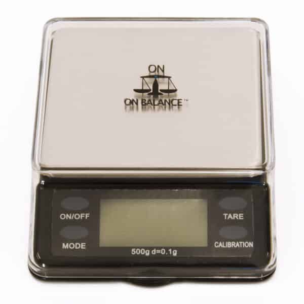 Wiet afwegen met de goedkope weegschaal MTT-200 0,1 gram van OnBalance