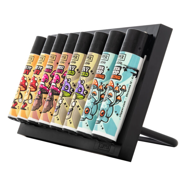 Het Fire-Board display voor 8 Clipper aanstekers als standaard met grappige Clipper aanstekers.