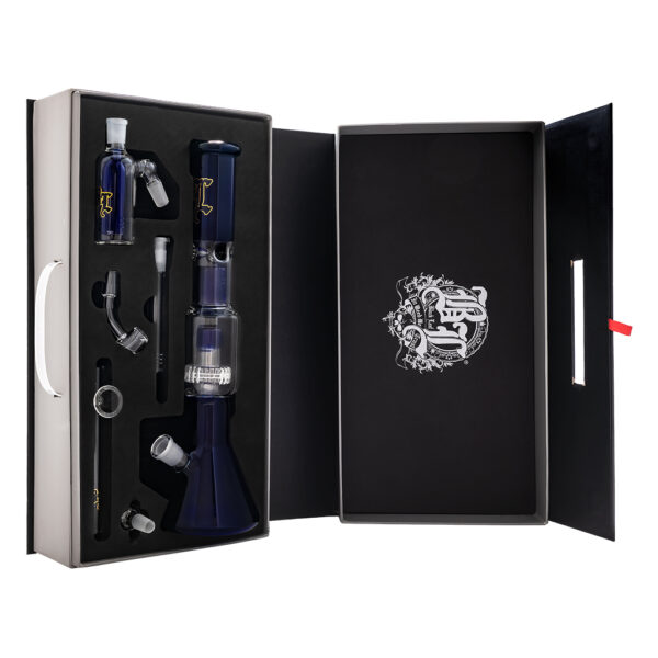 Ice bong met drum percolator, boom perc, olie pijpkop, dab banger, wiet pijpje en diffuser chillum in een beschermende transport koffer van Black Leaf